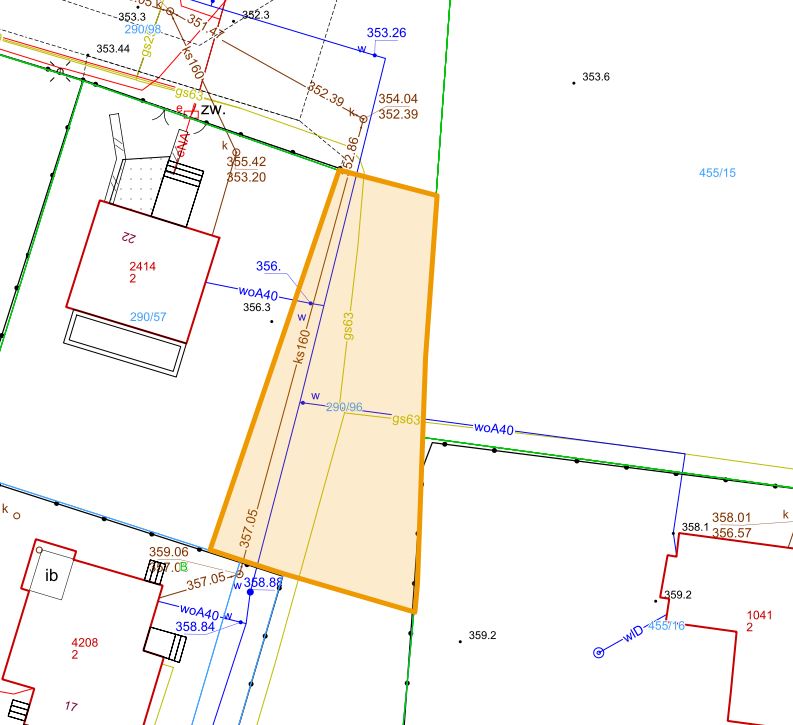 Mapa z zaznaczoną nieruchomością przy ul. Helmuta Kajzara