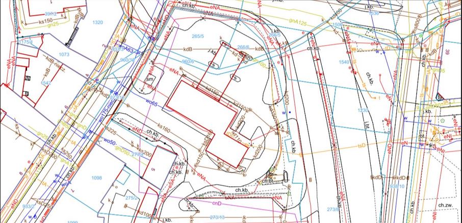 Mapa z nieruchomością przy ul. Partyzantów 44
