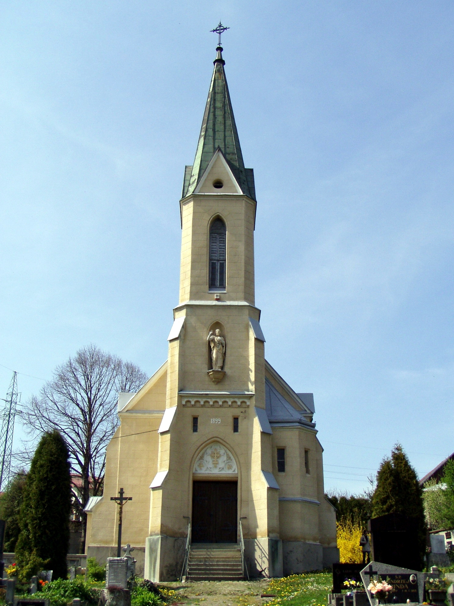 Kaplica na cmentarzu ewangelickim przed remontem. 