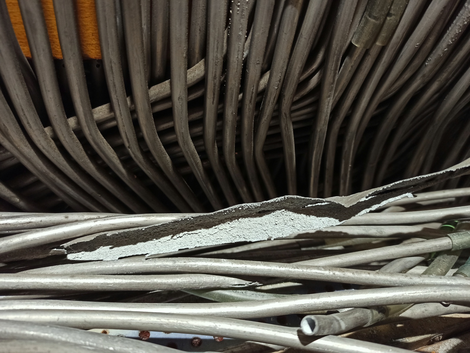 Efekt zarazy cynowej.