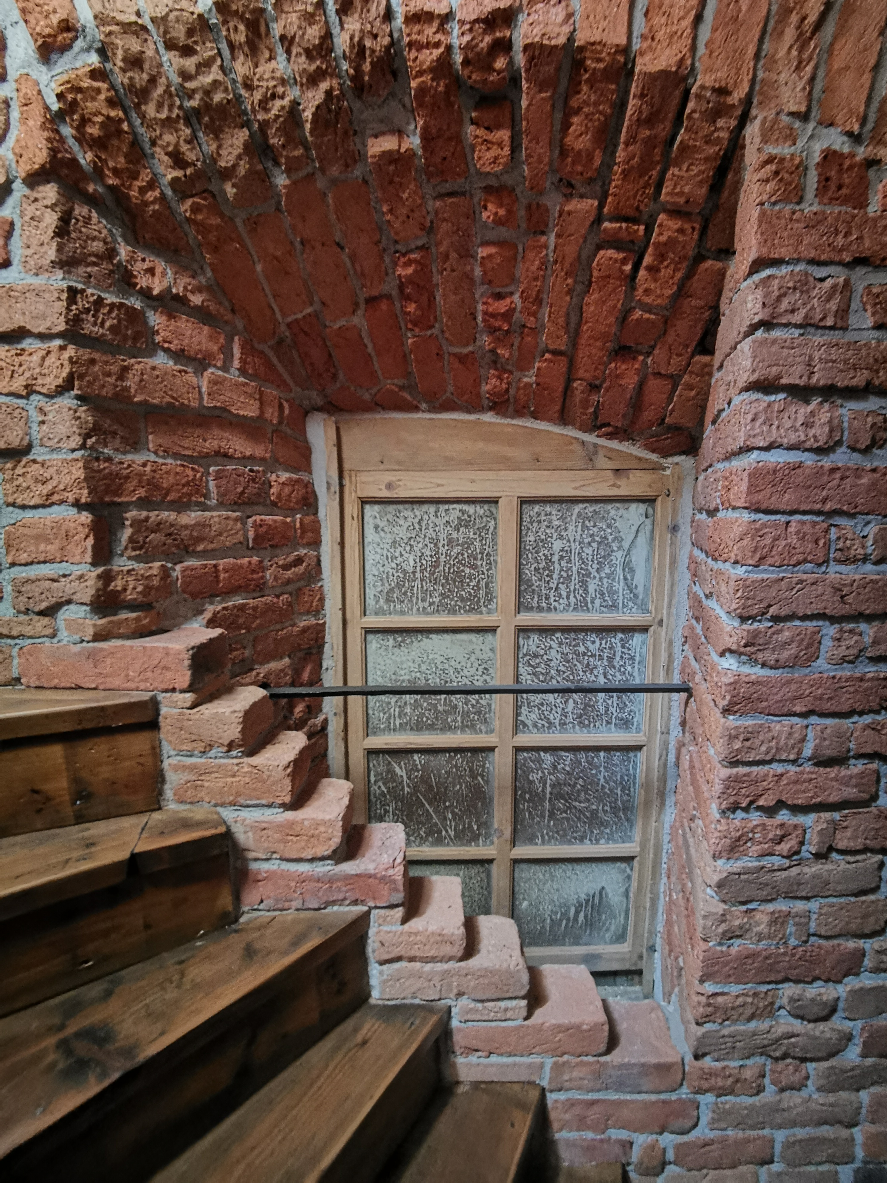 Fragment klatki schodowej.