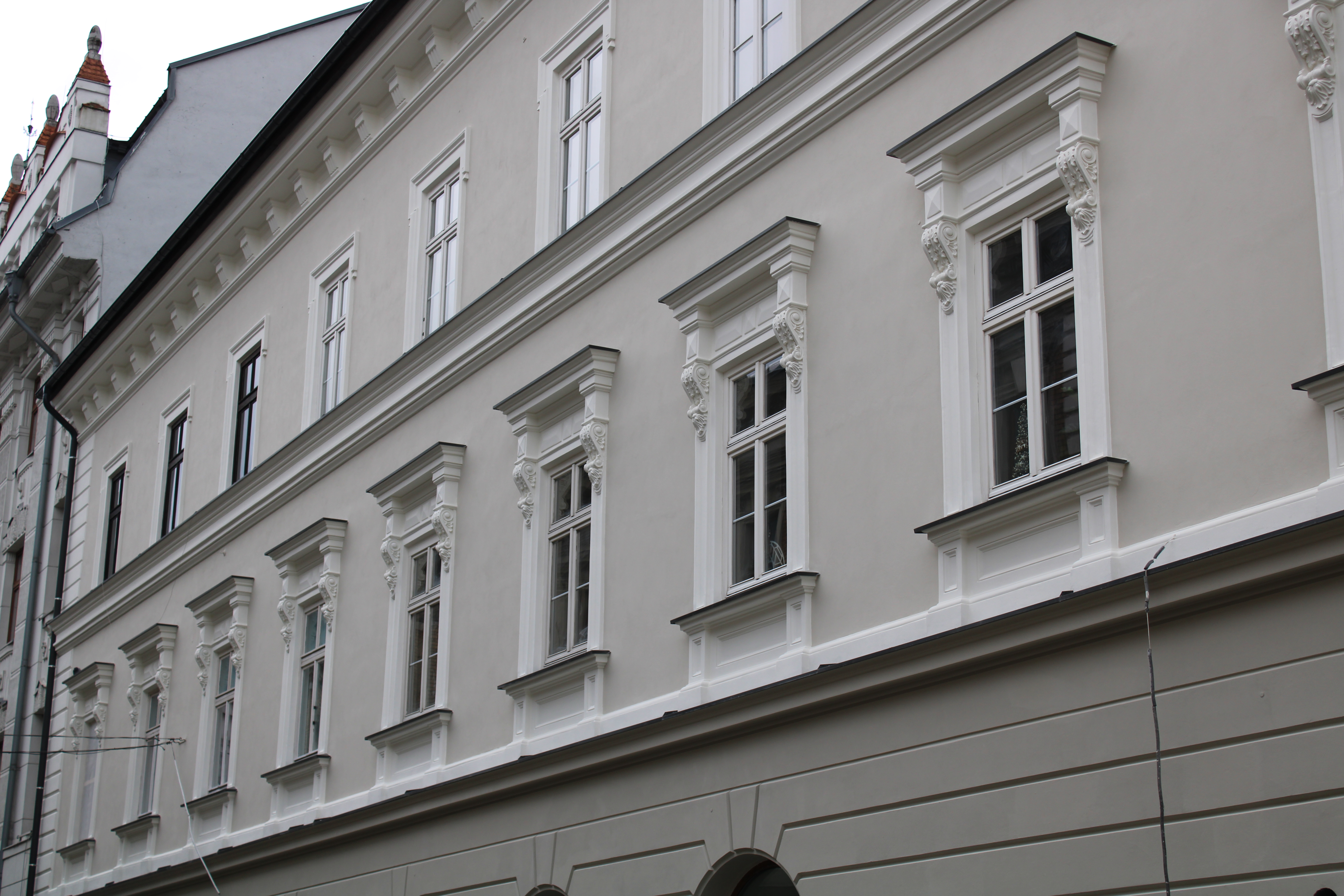 Ratuszowa 2, elewacja od strony ul. Ratuszowej po remoncie.