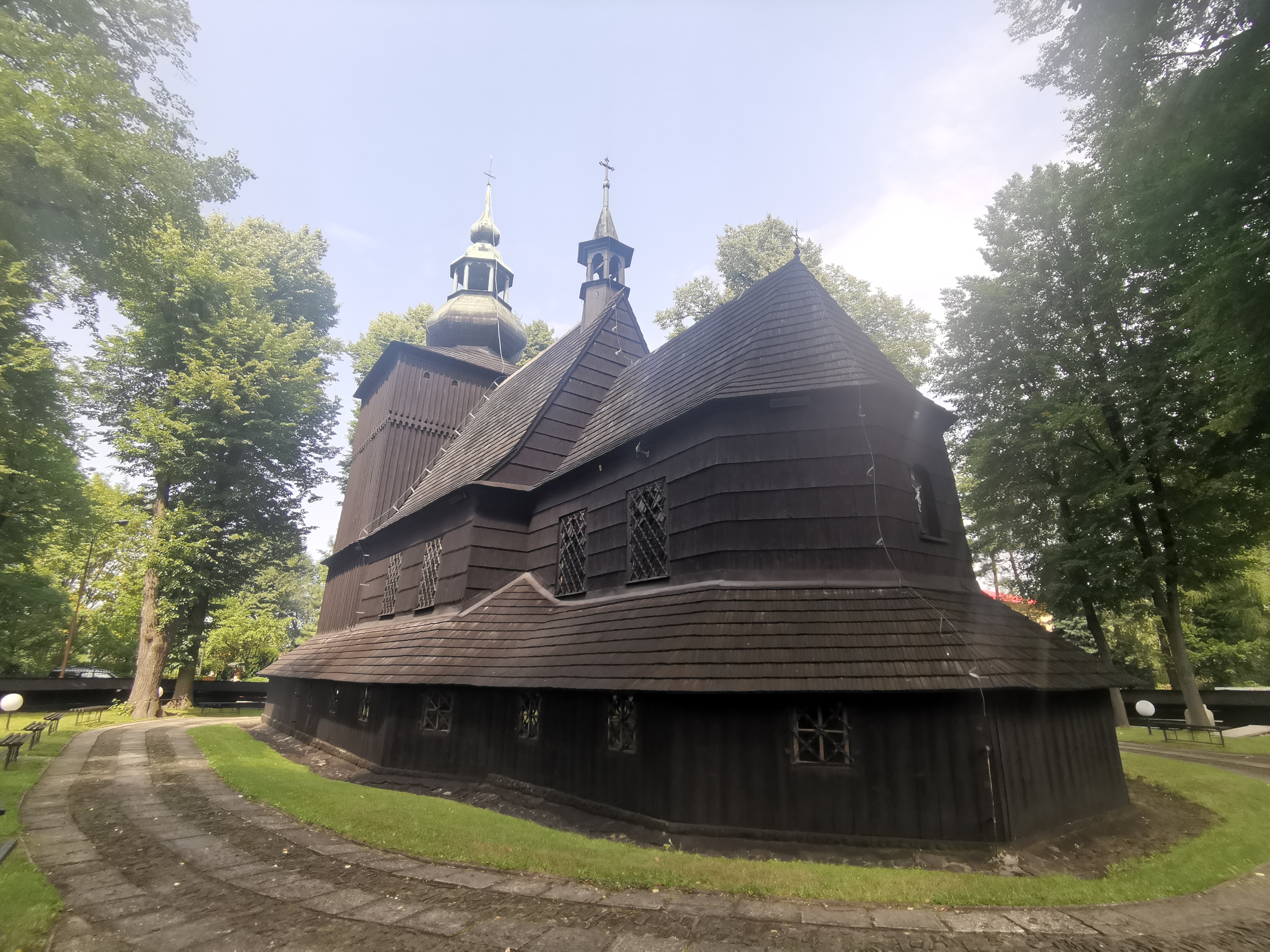 Kościół pw. św. Barbary widok od strony prezbiterium.