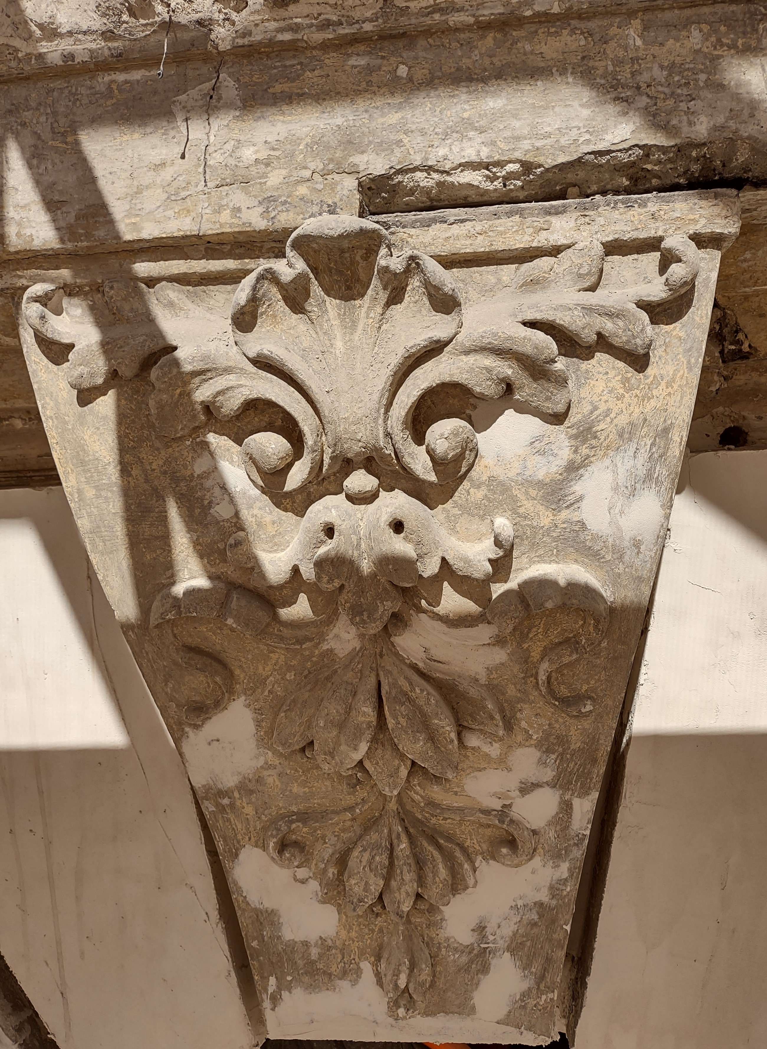 Willa przy ul. 3 Maja 13 detal elewacji czyszczenie i uzupełnianie.