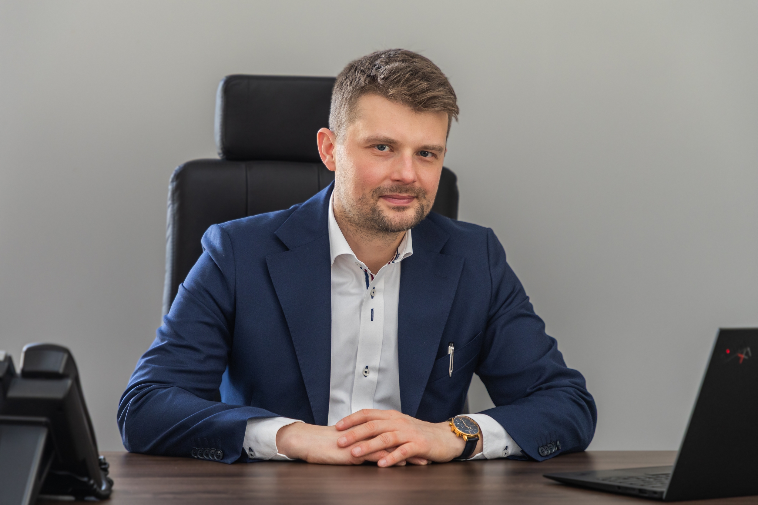 Zdjęcie przedstawiające Sekretarza Miasta Bielska-Białej - Igora Klisia