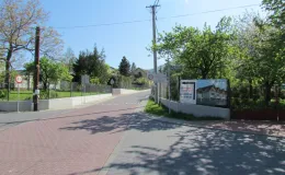 Przebudowa ul. Ks. Brzóski w Bielsku-Białej - na zdjęciu fragment drogi oraz zieleń