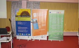 zdjęcie przedstawiające wystawę prezentującą projekty 