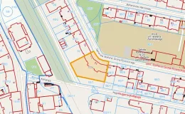 Mapa z zaznaczoną nieruchomością przy ul. gen. Stefana Grota-Roweckiego 12