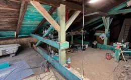 Staszica 3 uzupełnienia w konstrukcji więźby dachowej oraz odeskowaniu.