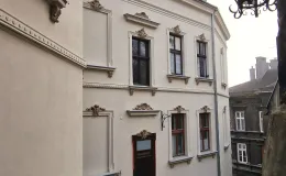 Zamkowa 8 elewacje od strony ul. Schodowej po remoncie. 