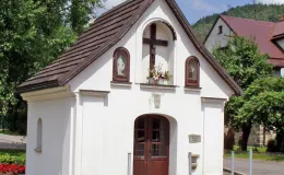 Kapliczka widok przed remontem.