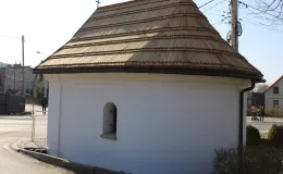 Kapliczka widok po remoncie.