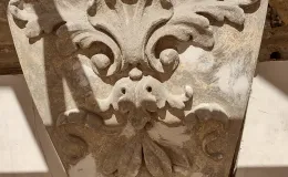 Willa przy ul. 3 Maja 13 detal elewacji czyszczenie i uzupełnianie.