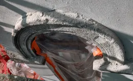 3 Maja 17 obrzutka tynkiem.