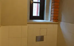 Synagoga cmentarna toaleta po remoncie.