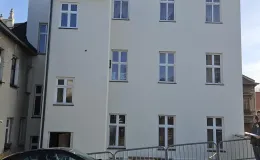 Cieszyńska 14 elewacja podwórzowa po remoncie.