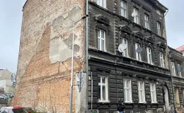 Cieszyńska 14 stan elewacji przed remontem.