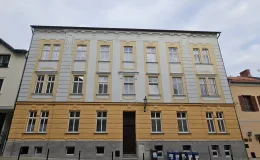 pl. św. Mikołaja 10 elewacja po remoncie.