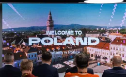 na zdjęciu osoby podczas konferencji