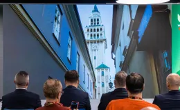 na zdjęciu osoby podczas konferencji