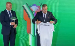 na zdjęciu osoby podczas konferencji