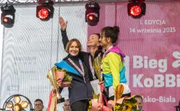 na zdjęciu osoby podczas biegu