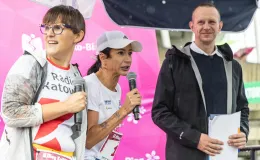 na zdjęciu osoby podczas biegu