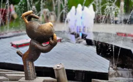 Zdjęcie przedstawiające pomnik Reksia.