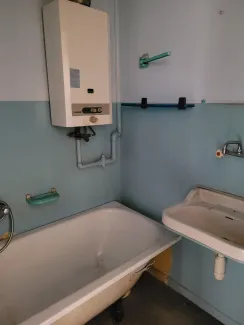 Zdjęcie łazienki w mieszkaniu przy ul. gen. Stefana Grota-Roweckiego 12/11