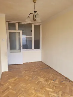 Zdjęcie pokoju w mieszkaniu przy ul. gen. Stefana Grota-Roweckiego 12/11