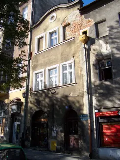 Rynek 12 fasada przed remontem.