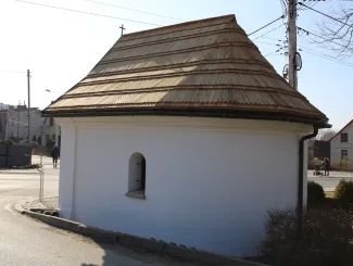 Kapliczka widok po remoncie.