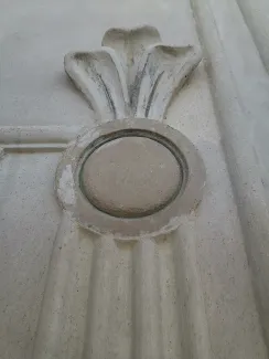 Detal sztukatorski czyszczenie i uczytelnienie rysunku.