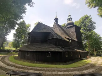 Kościół pw. św. Barbary widok od strony prezbiterium.