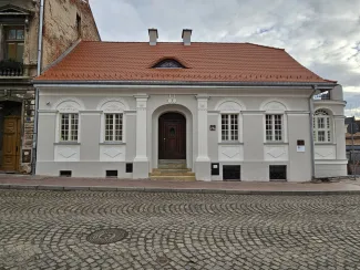 Cieszyńska 23a stan elewacji frontowej po remoncie.