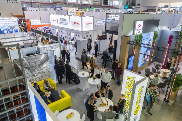 na zdjęciu widok na halę targów